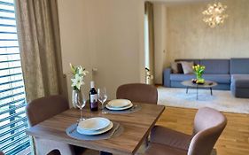 Casa Luxe